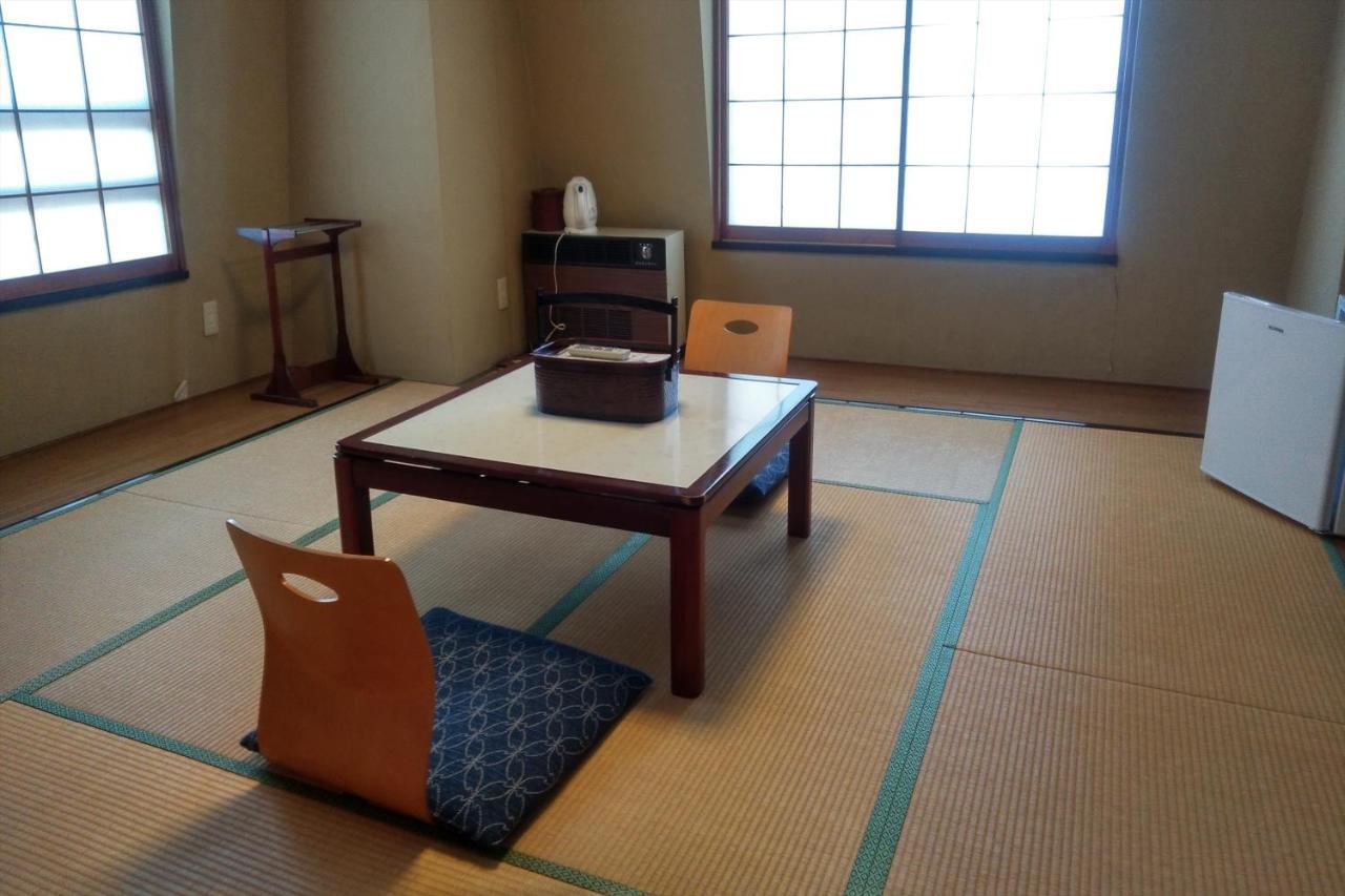 Oyo ビジネスホテル アゼリア 群馬草津 エクステリア 写真